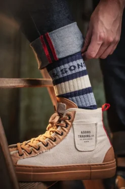 &SONS Footwear><noscript><img width=