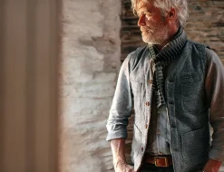 &SONS Knitwear></noscript>Drifter Wool Waistcoat Grey