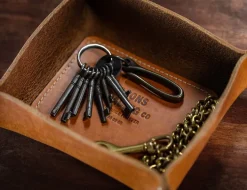 &SONS Leather Goods></noscript>Leather Tray Tan