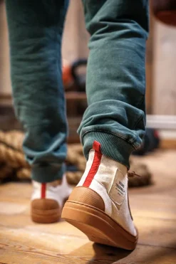 &SONS Footwear></noscript>New Baseline Basketball High Top Raw
