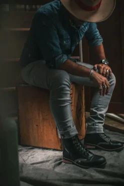 &SONS Leather Goods></noscript>The Drover Boot Black