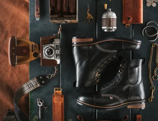 &SONS Leather Goods>The Drover Boot Black