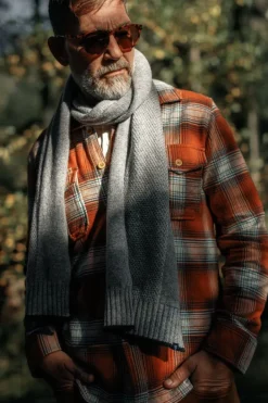 &SONS Scarves></noscript>Vale Scarf Grey