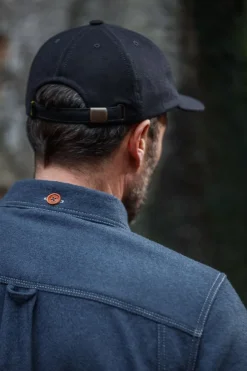 &SONS Headwear></noscript>Woollen Snap Cap Navy