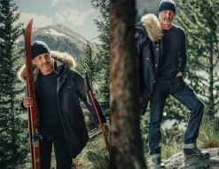 &SONS Tops-Base Waffle Crew Neck Navy