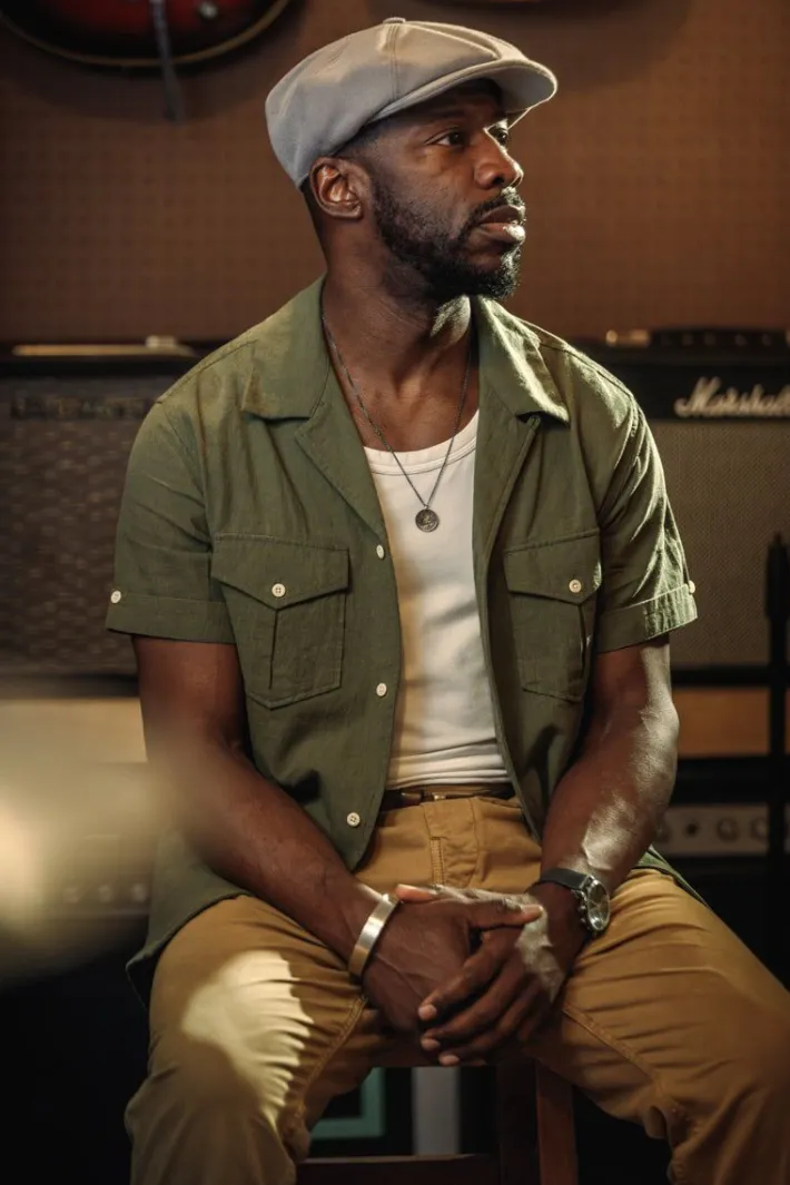 &SONS Tops-Coast Shirt Army Green