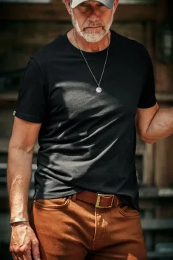 &SONS Tops-Essentials T-Shirt Black