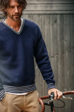 &SONS Jackets & Coats-Old School V-Neck Jumper Navy