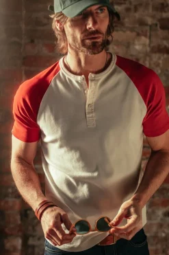 &SONS Tops-The Chariot Henley Shirt Raw/Red