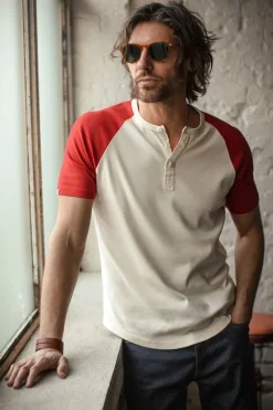 &SONS Tops-The Chariot Henley Shirt Raw/Red