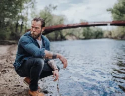 &SONS Tops-Sunday Shirt Light Denim