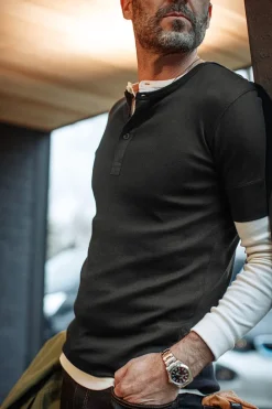 &SONS Tops-The New Elder Henley Short Sleeve Shirt Black